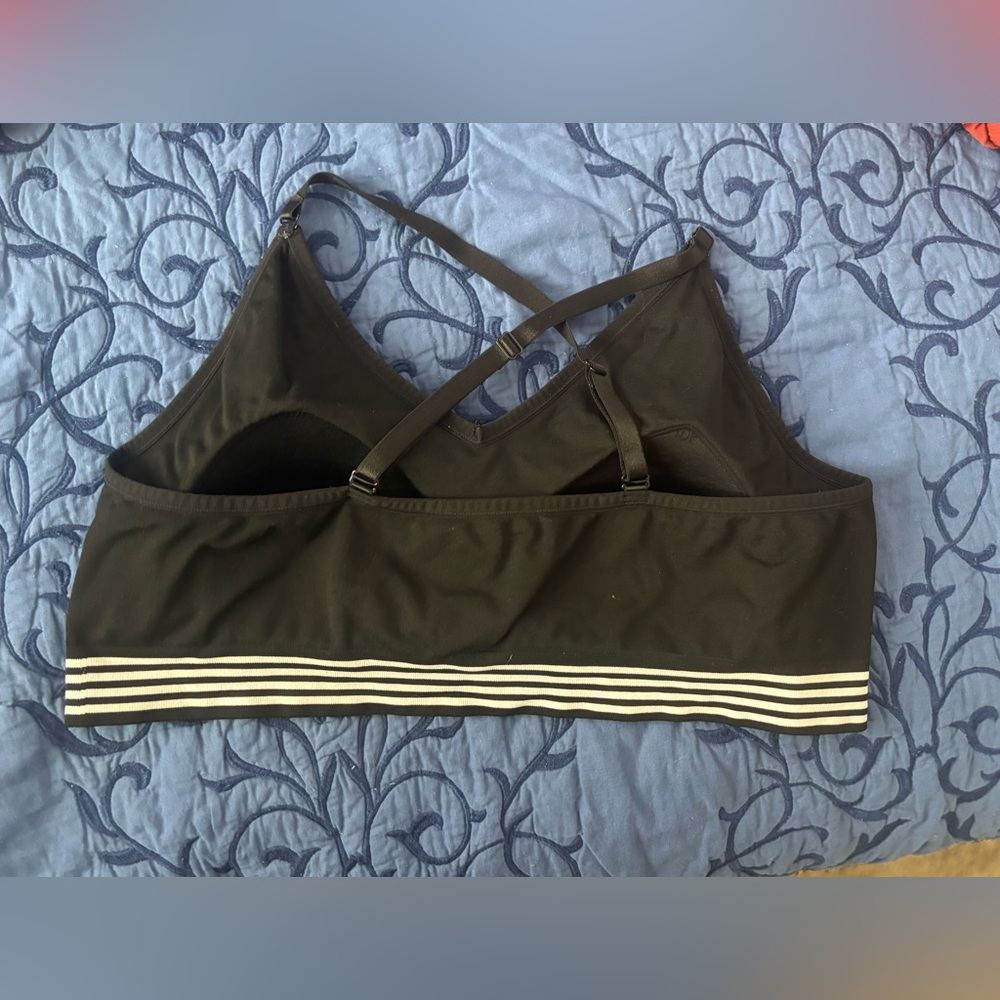 Torrid Lightly Lined Seamless Sporty Bralette Yoga Black Adjustable Straps 3X - Picture 2 of 4